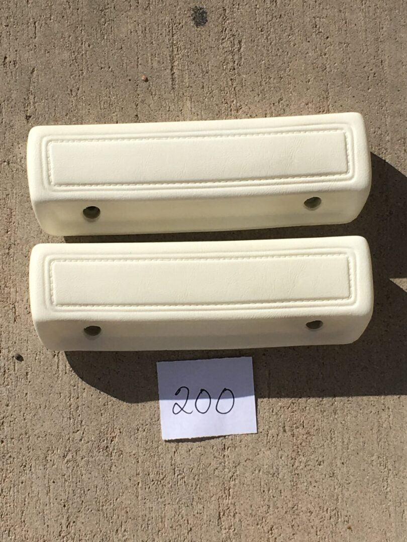 1966-70 B/C Body 9.5" Armrest Pad in pair-White image 0