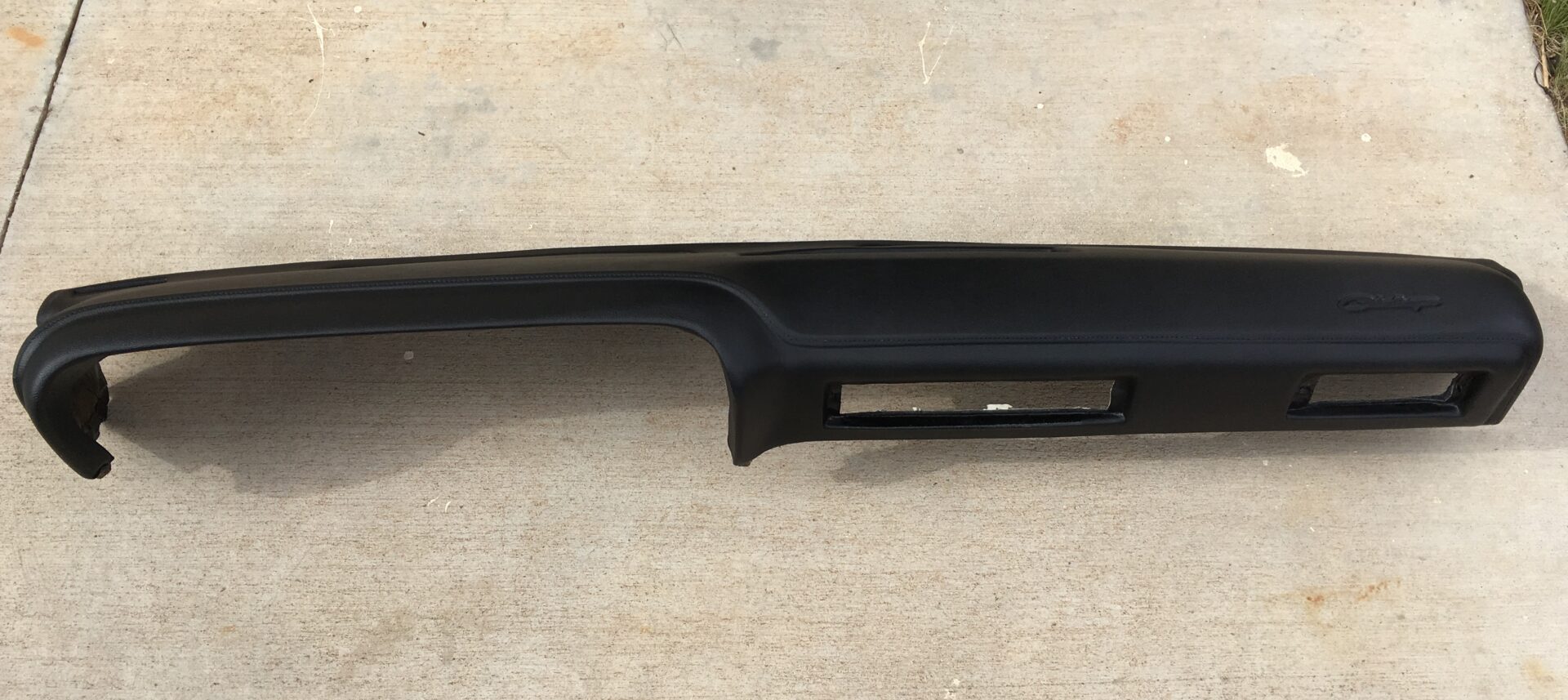 1970 Dodge Challenger Dash Pad 1 Speaker W/Air $1,690 (Price Includes Core Charge) image 0