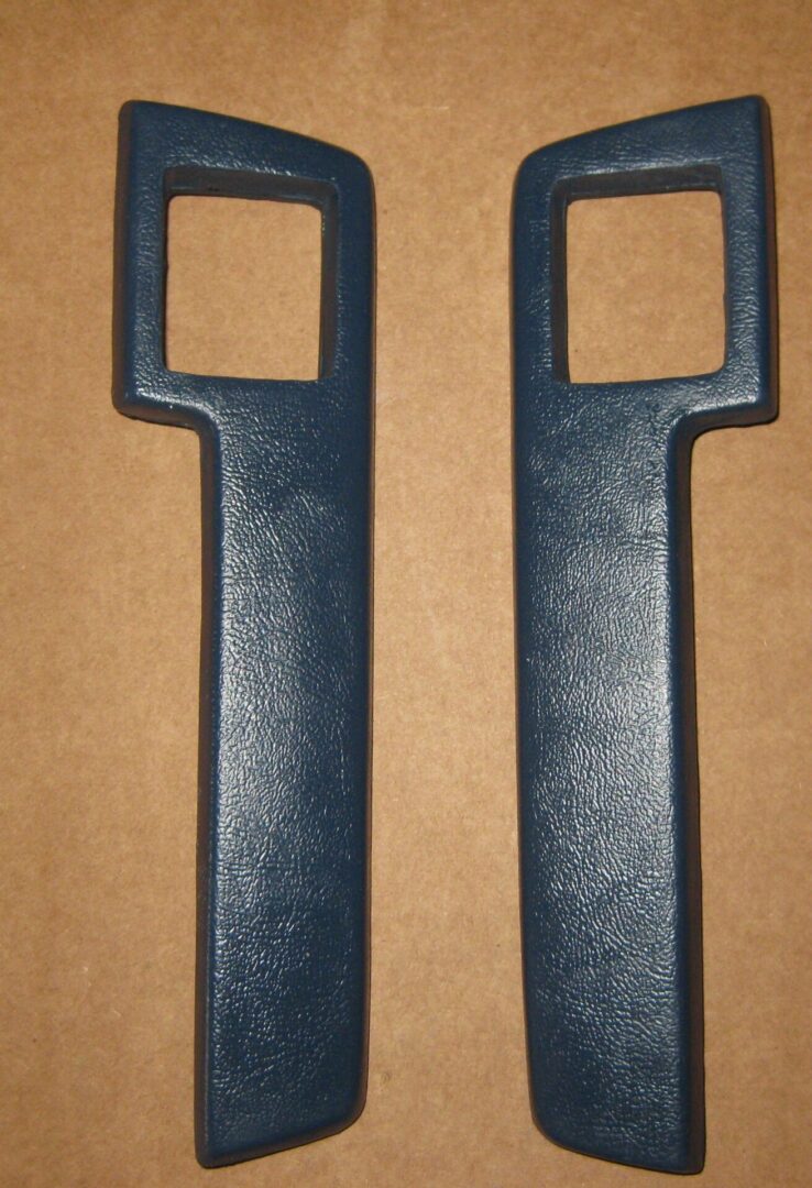 1964-66 B/C Body 10.5" Rear Armrest Pad with ashtray hole in pair-Black image 0