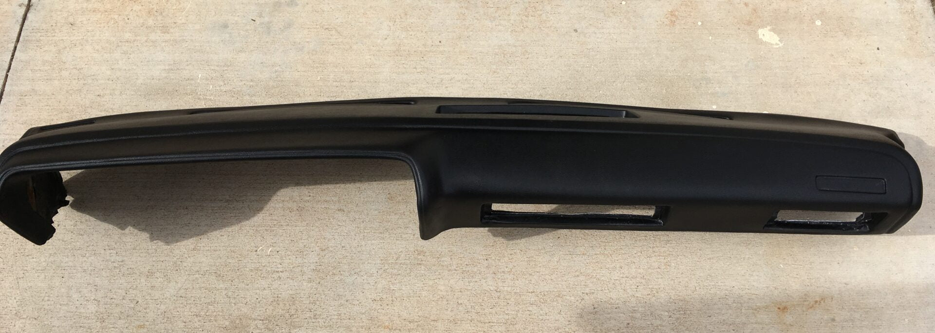 1971-74 Barracuda Challenger Dash Pad 1 Speaker W/Air $1,690 (Price Includes Core Charge) image 0